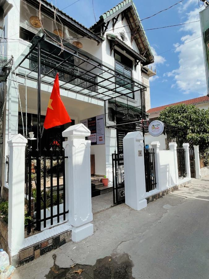 Under The Sun Homestay Hue Bagian luar foto